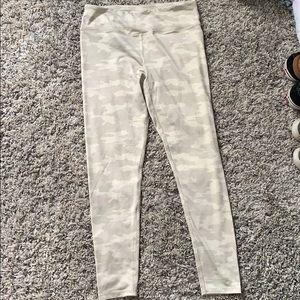 White Cameo Kyodan Leggings